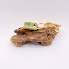 Load image into Gallery viewer, Putiputi Ridge Bound Pendant
