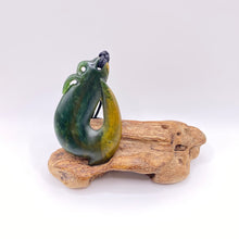 Load image into Gallery viewer, Marsden Manaia
