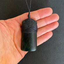 Load image into Gallery viewer, Dark Pounamu Cross-bound Toki Pendant
