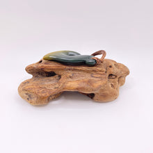 Load image into Gallery viewer, Small Hei Matau Hook Pendant
