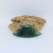 Load image into Gallery viewer, Putiputi - Flower Jade  Breastplate
