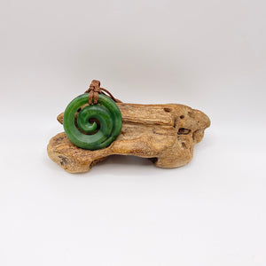 Kokopu Medium Koru Pendant