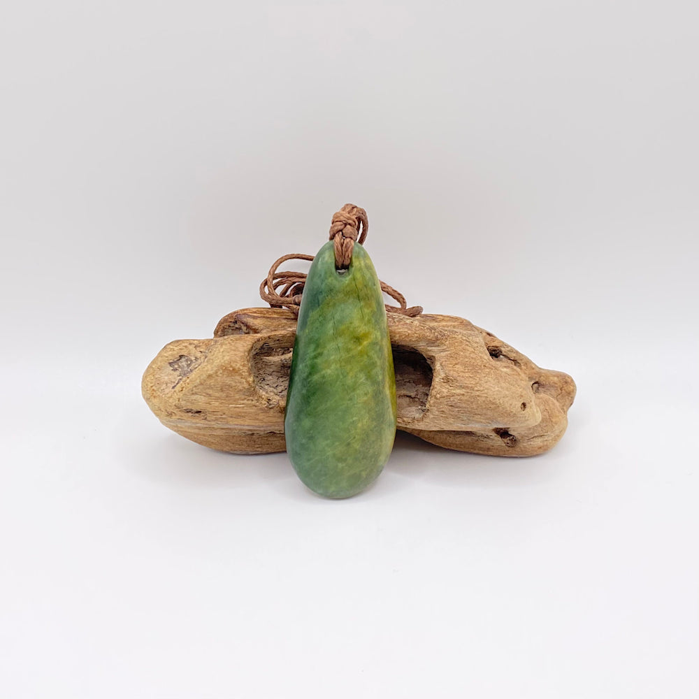 Putiputi - Flower Jade  Roimata Pendant