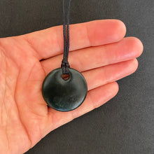 Load image into Gallery viewer, Kawakawa Porohita Pendant
