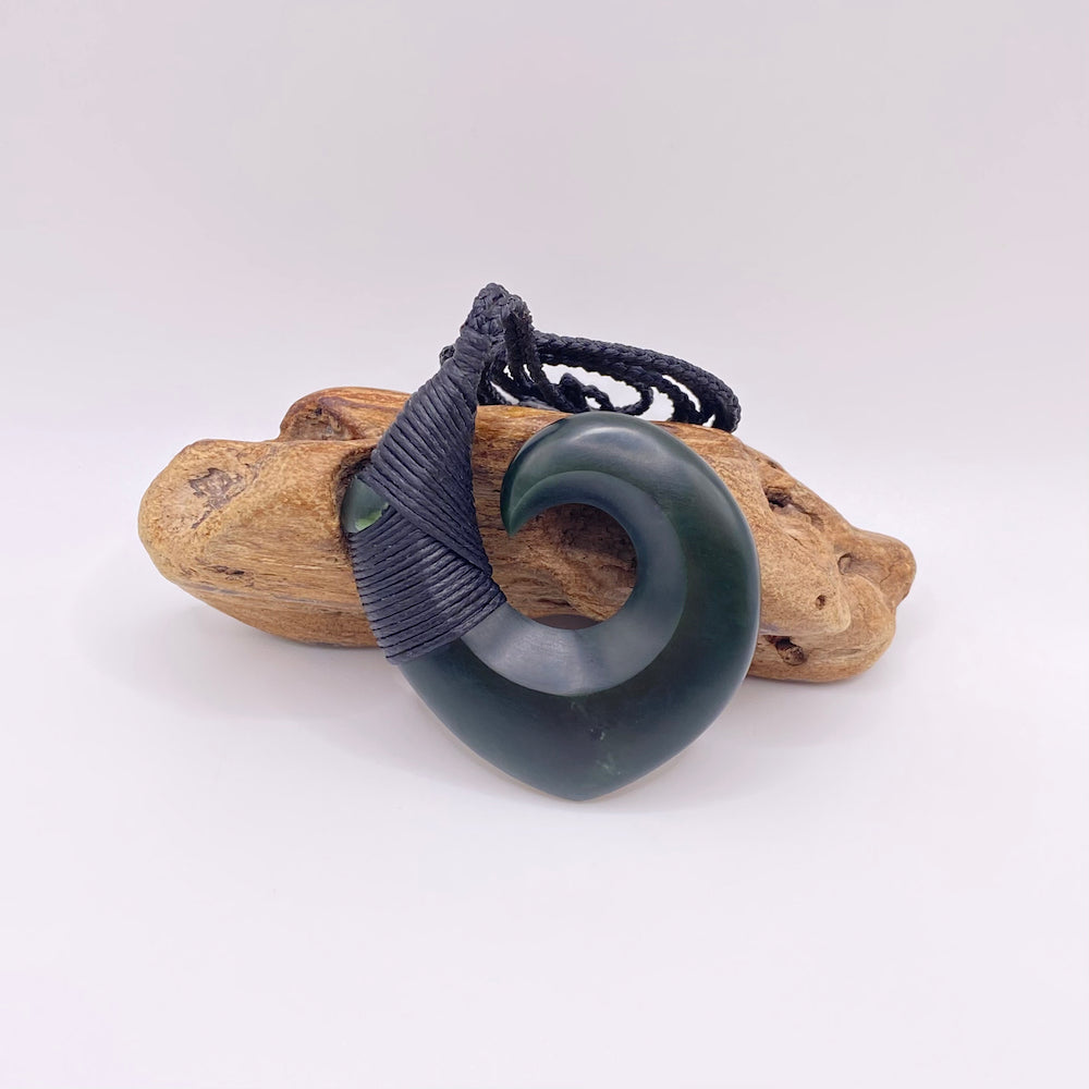 Dark Snood Bound Hei Matau Hook
