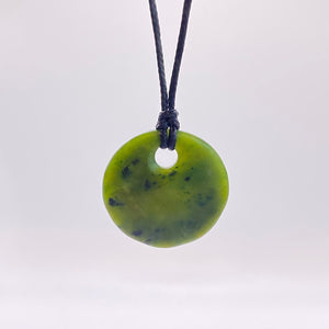 Kawakawa Porohita Pendant