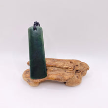 Load image into Gallery viewer, Narrow Toki Pendant
