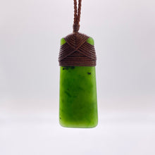 Load image into Gallery viewer, Kawakawa Cross-bound Toki Pendant
