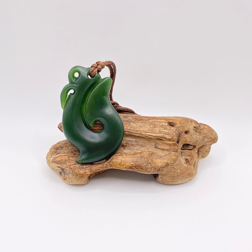 Kawakawa Manaia Pendant