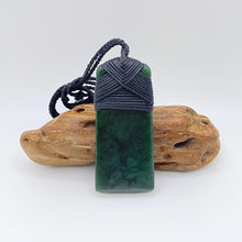 Load image into Gallery viewer, Kokopu Cross-bound Toki Pendant
