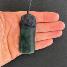 Load image into Gallery viewer, Kokopu Cross-bound Toki Pendant
