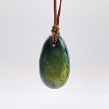 Load image into Gallery viewer, Putiputi - Flower Jade  Roimata Pendant
