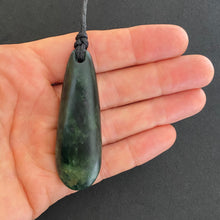 Load image into Gallery viewer, Dark Marsden Flower Jade Roimata Drop Pendant
