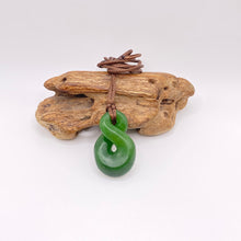 Load image into Gallery viewer, Single Pikorua Twist
