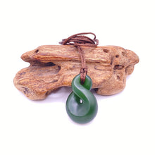 Load image into Gallery viewer, Kawakawa Single Pikorua / Twist Pendant
