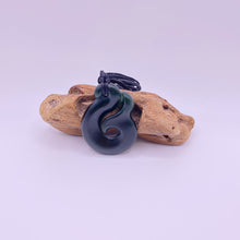 Load image into Gallery viewer, Whale Tail Hei Matau / Hook Pendant
