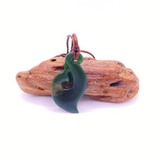 Load image into Gallery viewer, Putiputi Hei Matau Pendant
