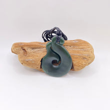 Load image into Gallery viewer, Whale Tail Hei Matau / Hook Pendant
