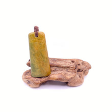 Load image into Gallery viewer, Raukaraka Toki Pendant
