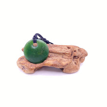 Load image into Gallery viewer, Kawakawa Porohita Pendant
