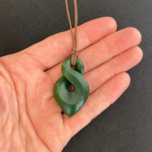Load image into Gallery viewer, Single Pikorua Twist Pendant
