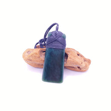 Load image into Gallery viewer, Dark Pounamu Cross-bound Toki Pendant
