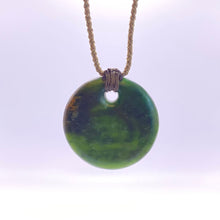 Load image into Gallery viewer, Ridge Bound Putiputi Porohita Pendant
