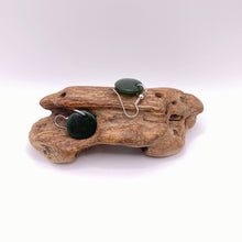 Load image into Gallery viewer, Kawakawa Porohita Disc Earrings

