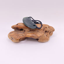 Load image into Gallery viewer, Small Kawakawa Breastplate
