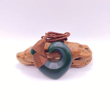 Load image into Gallery viewer, Marsden Pounamu Snood Bound Hei Matau pendant

