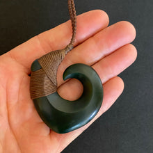 Load image into Gallery viewer, Marsden Pounamu Snood Bound Hei Matau pendant
