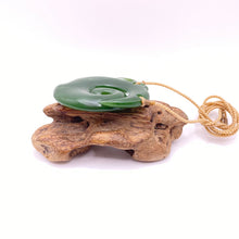 Load image into Gallery viewer, Kahurangi Manaia with Koru Tail
