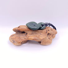 Load image into Gallery viewer, Dark Single Pikorua / Twist Pendant
