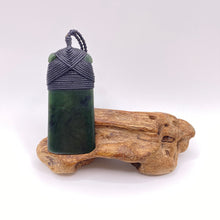 Load image into Gallery viewer, Rimu Cross-bound Toki Pendant
