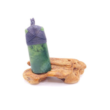 Load image into Gallery viewer, Kokopu Cross-bound Toki Pendant
