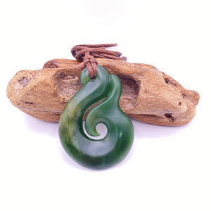 Whale Tail Hei Matau / Hook Pendant