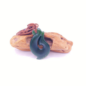 Putiputi Hei Matau Pendant