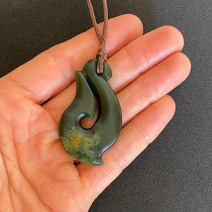 Putiputi Hei Matau Pendant