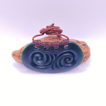 Load image into Gallery viewer, Kawakawa Horizontal Koru Pendant
