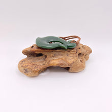 Load image into Gallery viewer, Kawakawa Hei Matau Pendant
