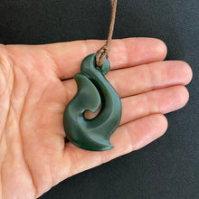 Load image into Gallery viewer, Kawakawa Hei Matau Pendant

