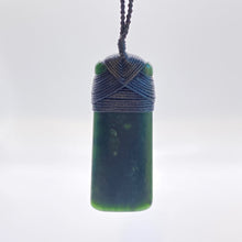 Load image into Gallery viewer, Dark Pounamu Cross-bound Toki Pendant
