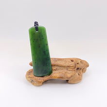 Load image into Gallery viewer, Large Kawakawa Toki Pendant
