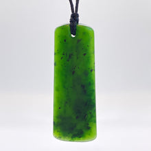 Load image into Gallery viewer, Large Kawakawa Toki Pendant
