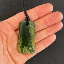 Load image into Gallery viewer, Putiputi Flower Jade Toki Pendant
