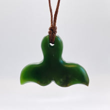 Load image into Gallery viewer, Putiputi Whale Tail Pendant
