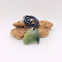 Load image into Gallery viewer, Marsden Flower Jade Pendant
