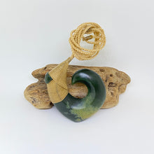 Load image into Gallery viewer, Flower Jade Snood Bound Hei Matau pendant
